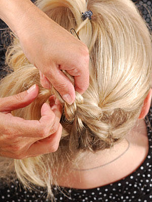 FZ Flechtwerk Flechtfrisuren Frisuren Haare FZ Flechtwerk Flechtfrisuren Frisuren Haare