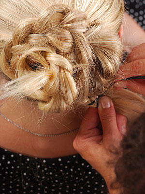 FZ Flechtwerk Flechtfrisuren Frisuren Haare FZ Flechtwerk Flechtfrisuren Frisuren Haare
