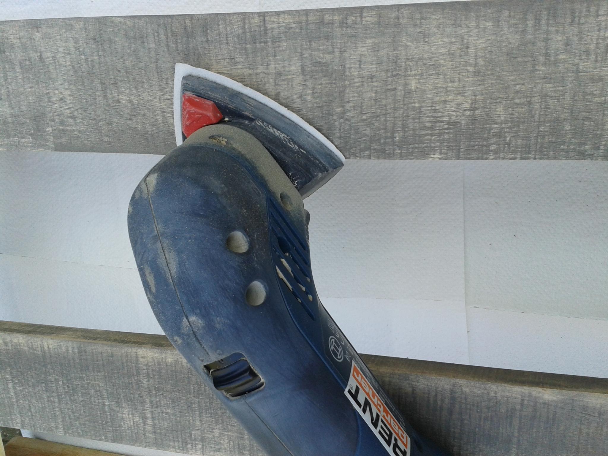 FZ DIY Palettentisch selbermachen: So bauen Sie einen Tisch aus Paletten FZ DIY Palettentisch selbermachen: So bauen Sie einen Tisch aus Paletten