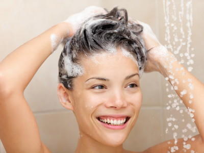 FZ Beauty Täglich Haare waschen und Co.: Fünf Fehler bei der Bad-Routine FZ Beauty Täglich Haare waschen und Co.: Fünf Fehler bei der Bad-Routine