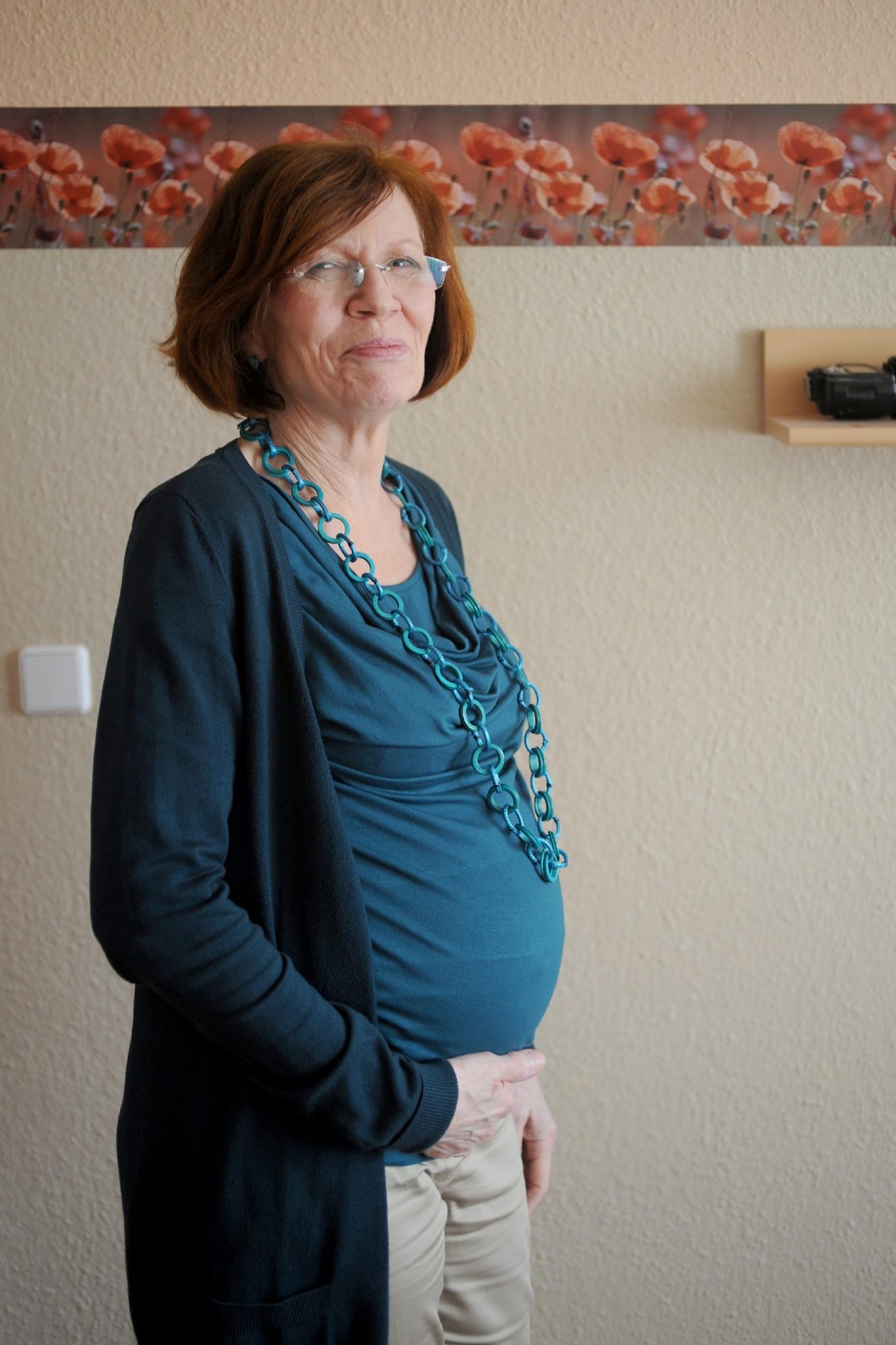 65-jährige Berlinerin mit Vierlingen schwanger! 65-jährige Berlinerin mit Vierlingen schwanger!