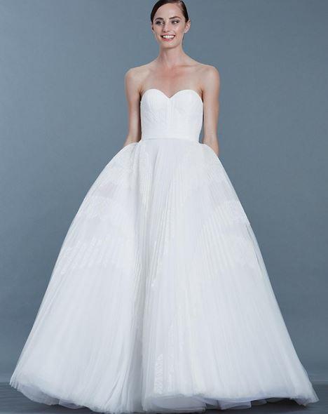 MAG Mode Brautmode 2016 - die schönsten Looks von der 'Bridal Fashion Week' MAG Mode Brautmode 2016 - die schönsten Looks von der 'Bridal Fashion Week'