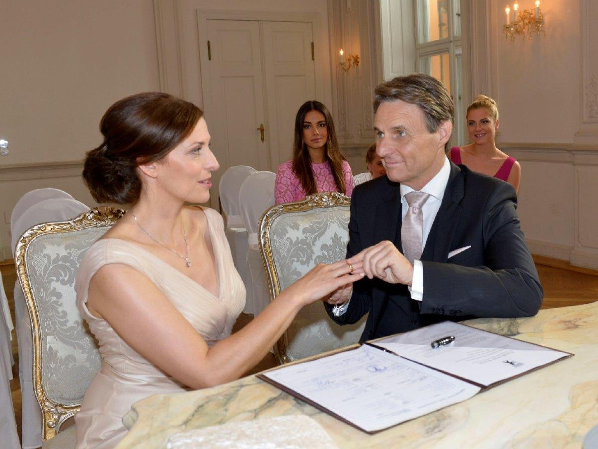 GZSZ: 25 Jahre Hochzeiten GZSZ: 25 Jahre Hochzeiten