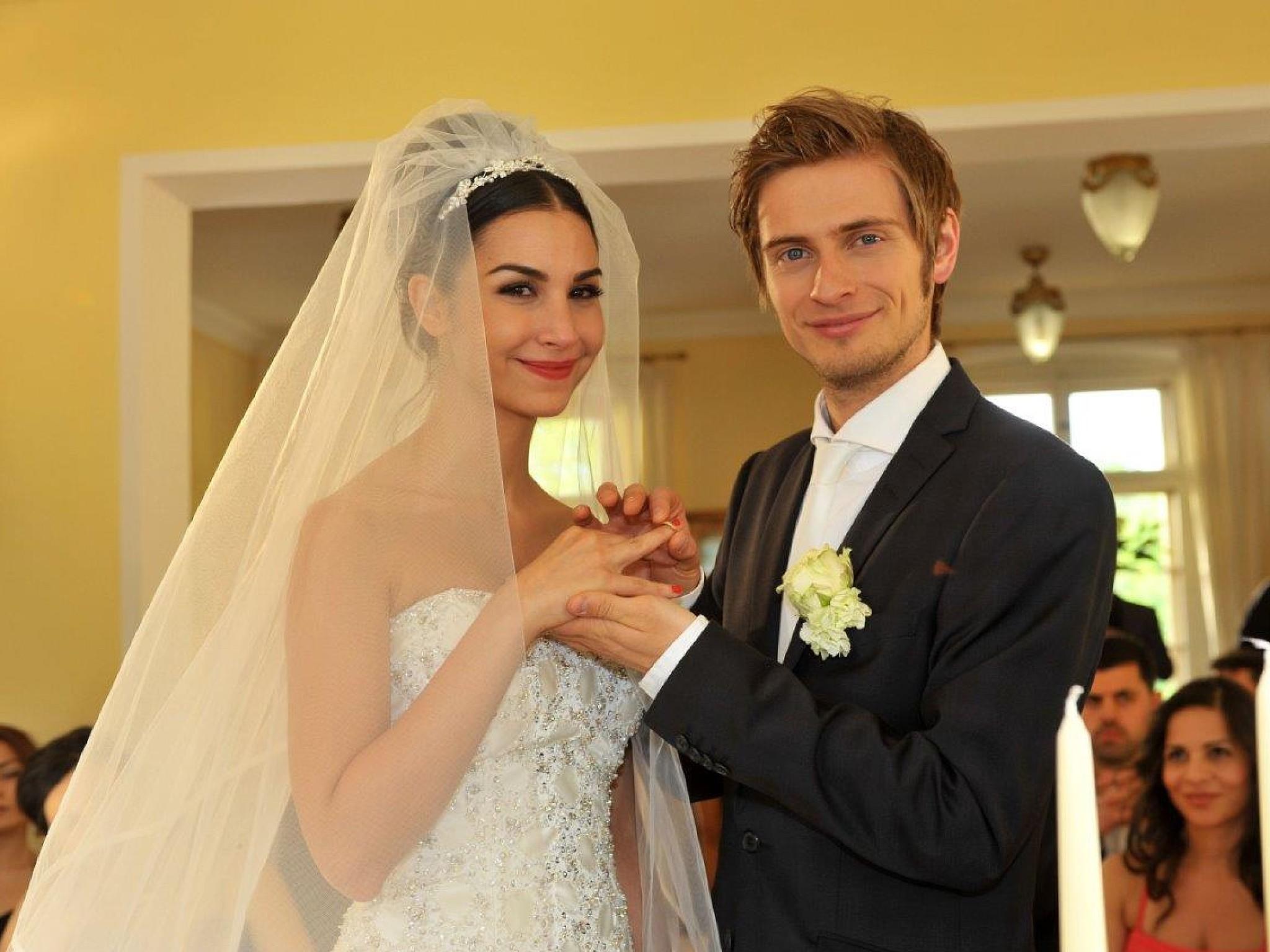 GZSZ: 25 Jahre Hochzeiten GZSZ: 25 Jahre Hochzeiten