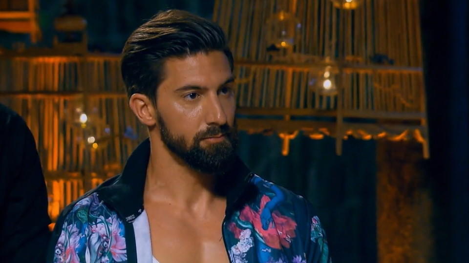 Bachelor in Paradise 2018: Lüge statt Liebe – Hat Sebastian Fobe Zuhause eine Freundin? Sebastian Fobe muss sich rechtfertigen: Ist er eigentlich vergeben und hat in Deutschland eine Freundin?