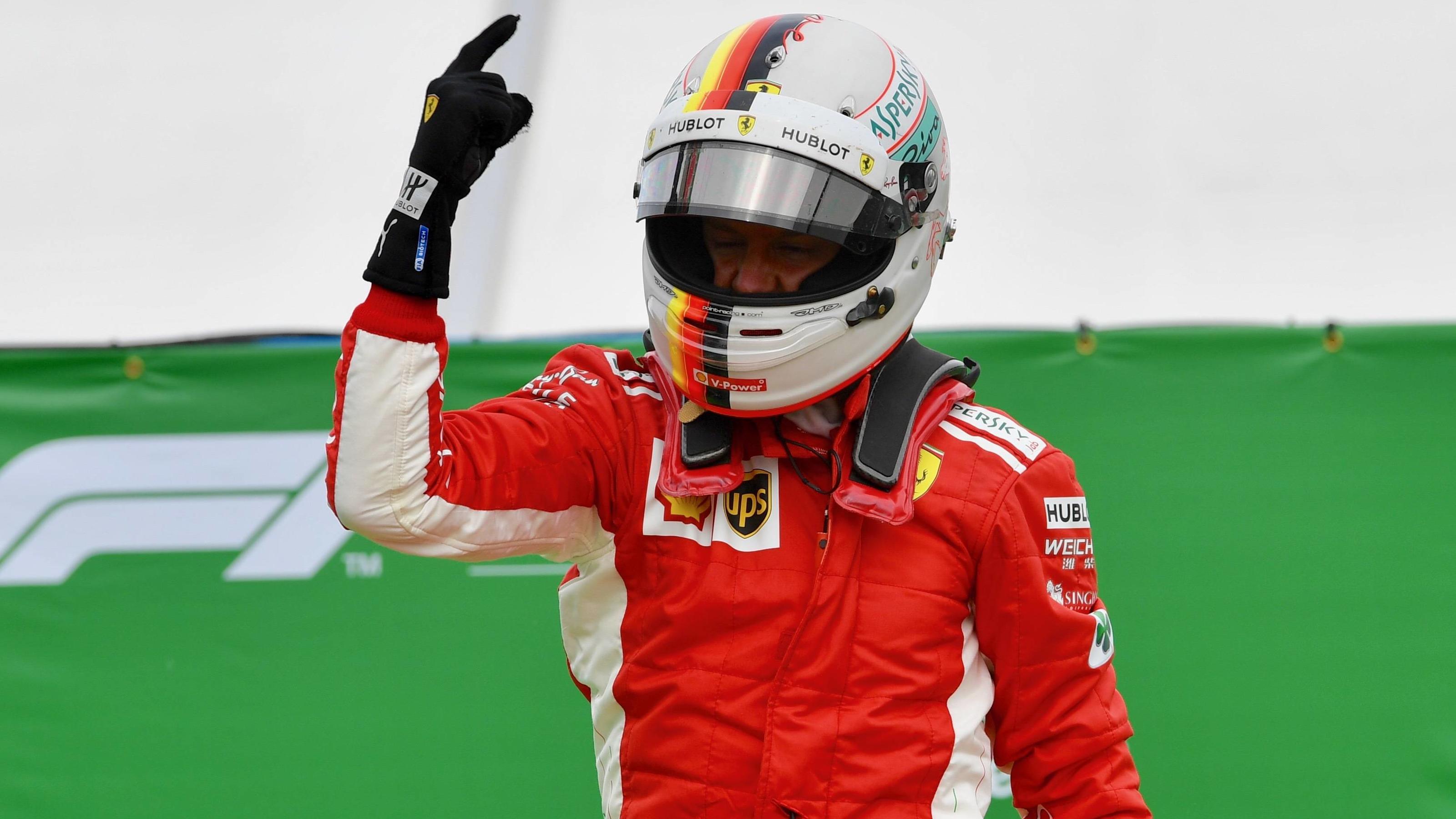 Sebastian Vettel holt sich in Kanada seinen 50. GP-Sieg – und schreibt Formel-1-Geschichte 2018 Canadian GP CIRCUIT GILLES-VILLENEUVE, CANADA - JUNE 10: Race winner Sebastian Vettel (GER) Ferrari celebrates in parc ferme during the Canadian GP at Circuit Gilles-Villeneuve on June 10, 2018 in Circuit Gilles-Villeneuve, Canada. (Photo by Jer