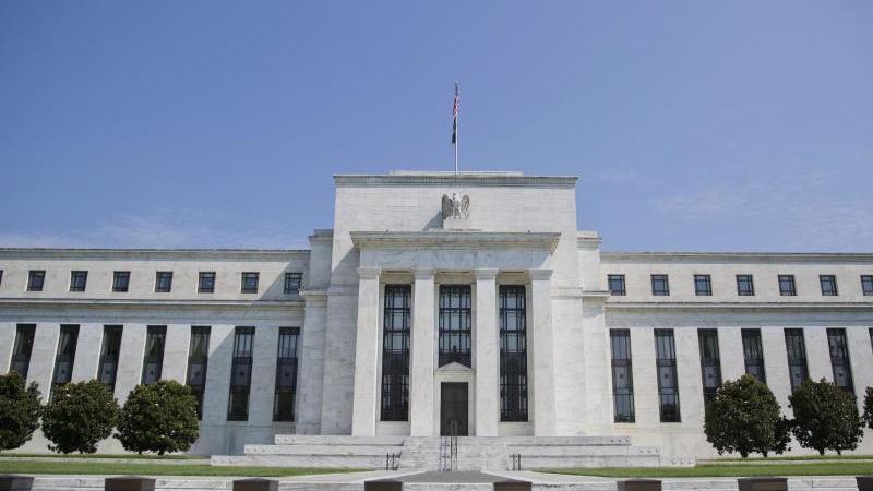 Fed erhöht Zinsen - 2018 könnten noch zwei Schritte folgen US-Notenbank