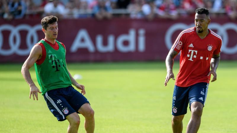 Boateng darf Bayern verlassen, Lewandowski soll bleiben Robert Lewandowski und Jerome Boateng beim Training