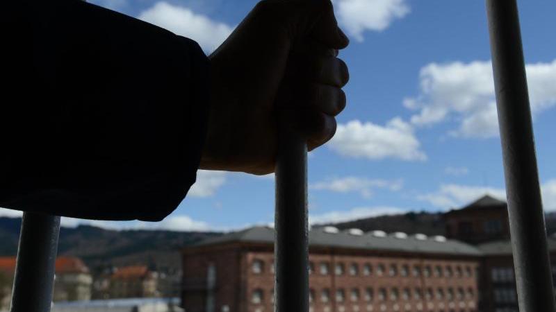 Angriff auf Gefängnis-Pfarrerin: Haft für Verurteilten Gefängnis-Symbolbild