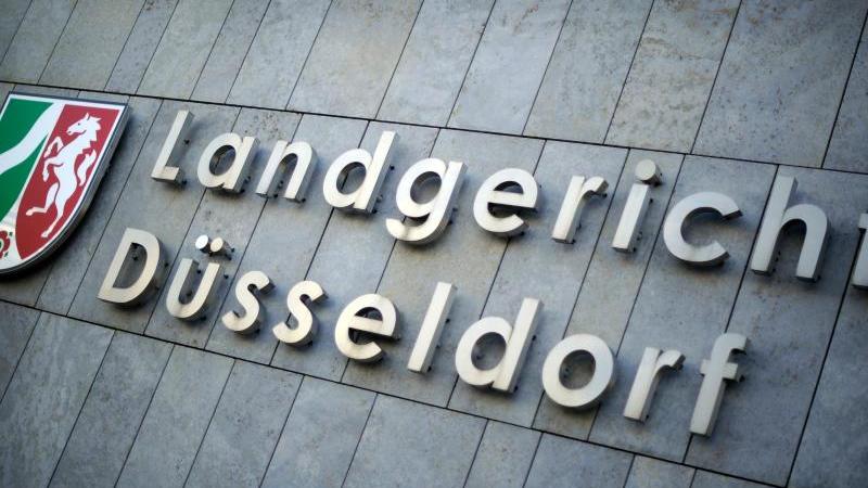 Hells-Angels-Rocker bestreitet Vergewaltigung Land - und Amtsgericht Düsseldorf