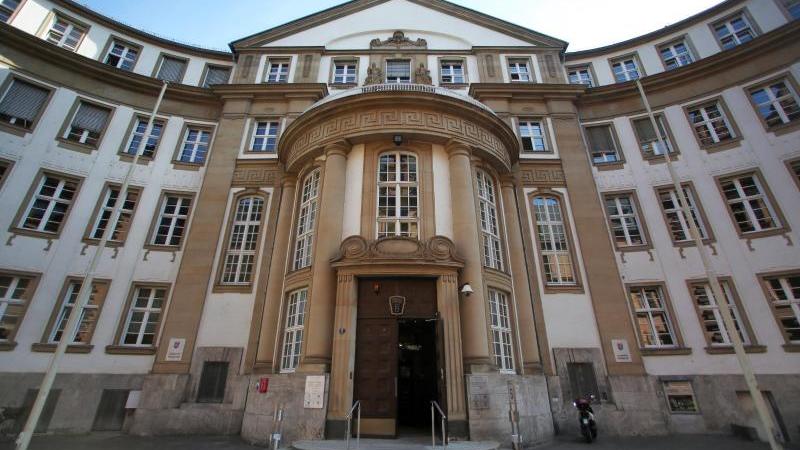 Prozess um Massenschlägerei unter Fußball-Anhängern Land- und Amtsgericht Frankfurt am Main