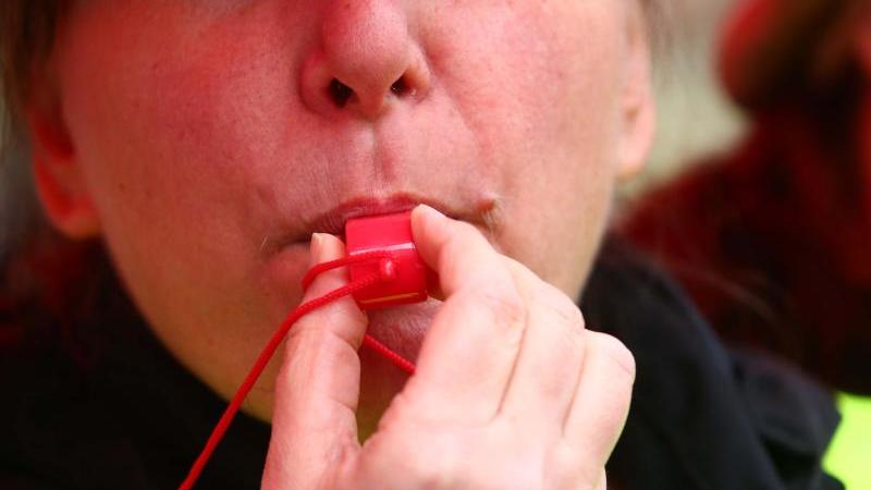Streik bei Halberg Guss in Leipzig und Saarbrücken Streik
