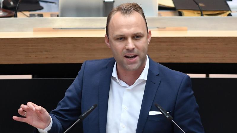FDP-Fraktionschef beharrt auf Weiterbetrieb von Tegel Sebastian Czaja (FDP)