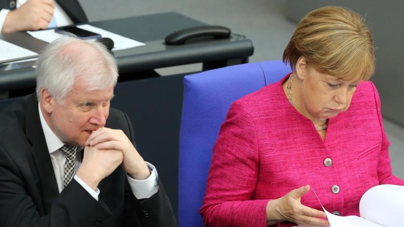 Merkel in der Zwickmühle - Platzt Schwarz-Rot? Merkel in der Zwickmühle - Platzt Schwarz-Rot?