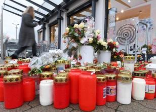 Der mit Spannung erwartete Mordprozess um die Messerattacke auf eine 15-Jäh... weiterlesen