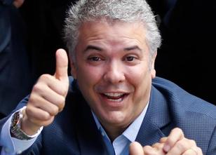 Iván Duque ist ganz oben angekommen und doch muss er nach seiner Wahl zum k... weiterlesen