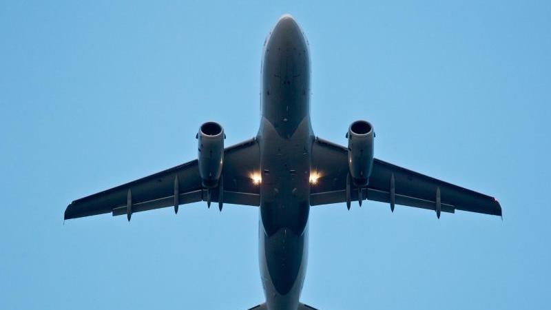 Billigflieger blocken oft Gebührenerstattung Flugzeug