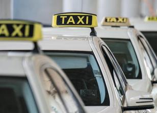 Taxifahrer dürfen in München auch vor Hotels oder Diskotheken auf Fahrgäste... weiterlesen