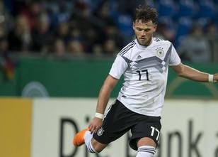 Der 1. FC Nürnberg hat Mittelfeld-Allrounder Eduard Löwen für die nächsten ... weiterlesen
