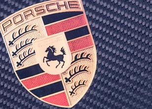 Porsche holt sich für den weiteren Ausbau seiner Elektroauto-Pläne die kroa... weiterlesen