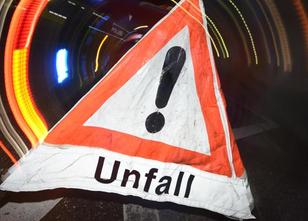Ein Auffahrunfall mit drei Lastwagen und zwei Leichtverletzten sorgt auf de... weiterlesen