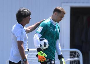 Bundestrainer Joachim Löw und sein Stab haben zwei Tage vor dem wichtigen W... weiterlesen