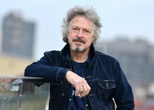 BAP-Sänger Wolfgang Niedecken (67) hat sehr viel von den Rolling Stones gel... weiterlesen