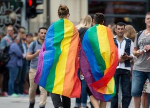 Die Parade des Christopher Street Days (CSD) darf wie geplant am Samstag du... weiterlesen