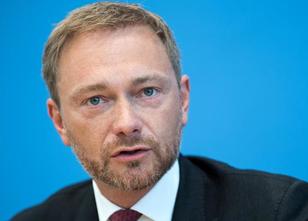 Zwischen Bundestagsdebatten und Parteiführung hat FDP-Chef Christian Lindne... weiterlesen