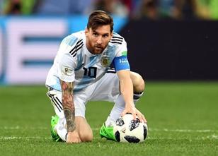 Die Augen waren rot und geschwollen. Lionel Messi litt und er wird vermutli... weiterlesen