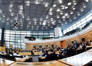 Der Thüringer Landtag verlangt von den Sicherheitsbehörden im Freistaat, St... weiterlesen