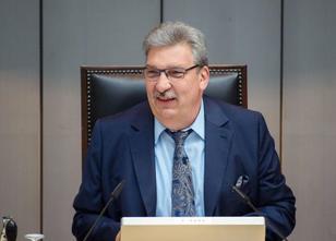 Der Präsident des Berliner Abgeordnetenhauses, Ralf Wieland, ist für eine V... weiterlesen