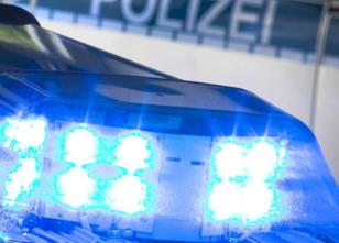 Unbekannte haben in der Nacht zu Montag einen Zigarettenautomaten in Bergen... weiterlesen
