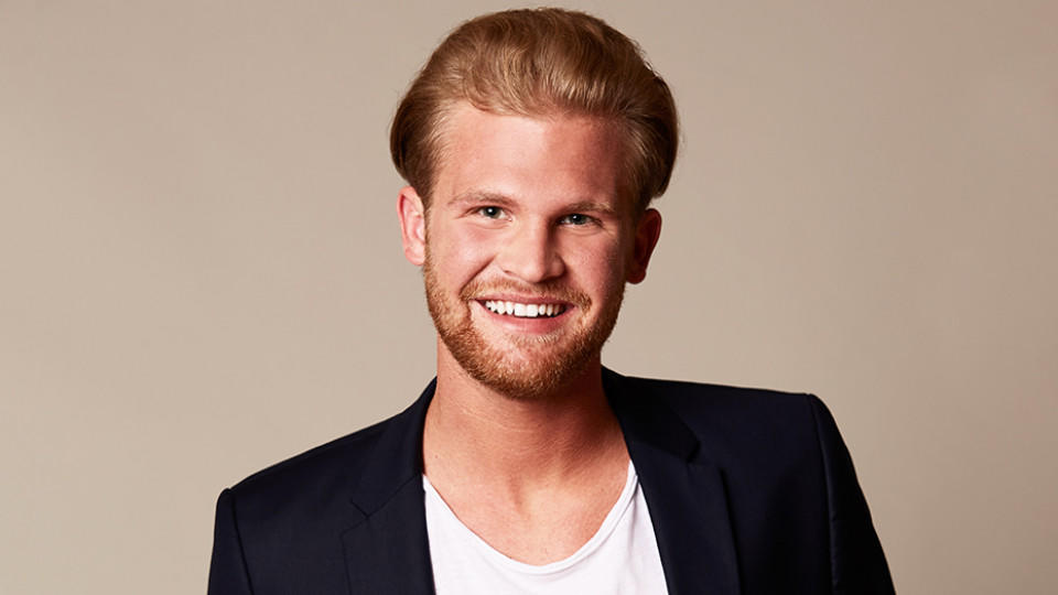 Die Bachelorette 2018: Kandidat Jan Elsigk muss in der zweiten "Nacht der Rosen" gehen Jan sucht eine ganz "normale" Beziehung. Findet er die bei der Bachelorette?