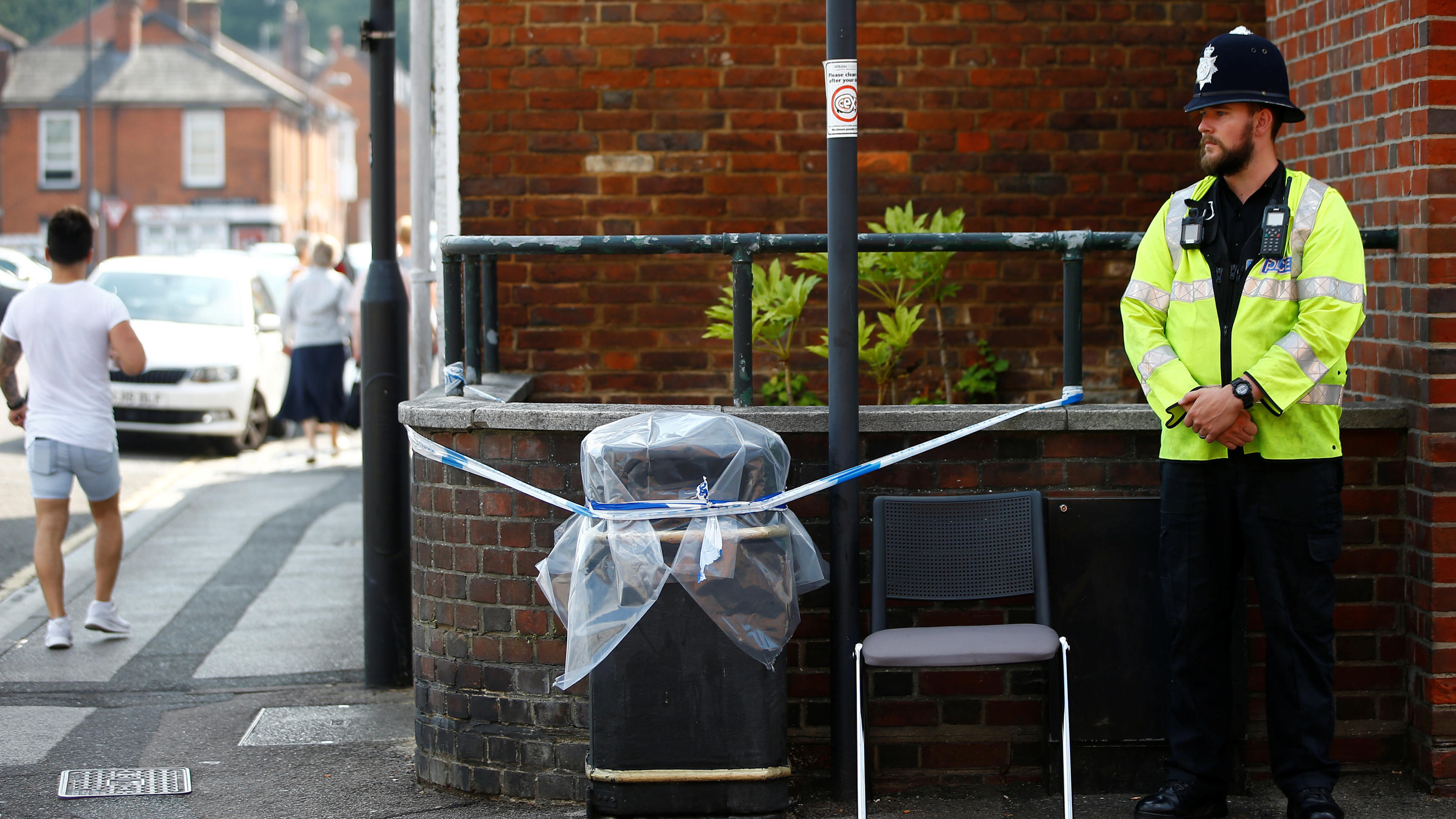 Salisbury: 44-jährige Britin stirbt nach Nowitschok-Vergiftung Ermittlungen nach Nowitschok-Vergiftung in Salisbury
