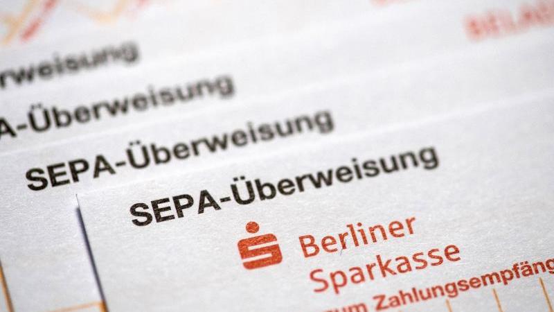 Immer mehr Turbo-Überweisung bei deutschen Banken SEPA Überweisung der Sparkasse