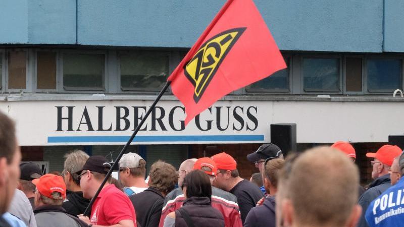 Verhandlung um Sozialtarifvertrag für NHG gescheitert Streik Neue Halberg-Guss