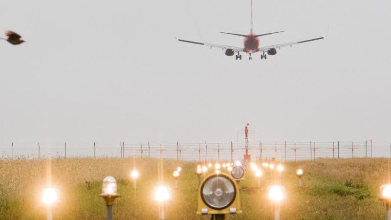 Mehr Passagiere und Starts: Flughafen Hannover zieht Bilanz Flughafen Hannover
