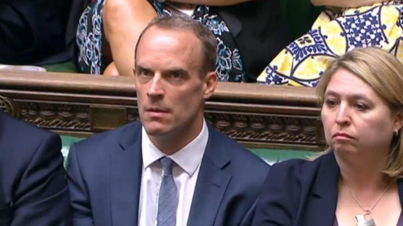 Chaos im britischen Parlament bei neuem Brexit-Plan Im Parlament