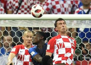 Kroatiens Mario Mandzukic hat für das erste Final-Eigentor der WM-Geschicht... weiterlesen