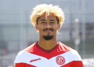 Der FC Erzgebirge Aue hat Stürmer Emmanuel Iyoha von Bundesliga-Aufsteiger ... weiterlesen