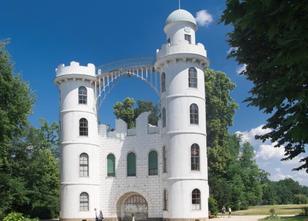Die Stadt Potsdam wird die Stiftung Preußische Schlösser und Gärten Berlin-... weiterlesen