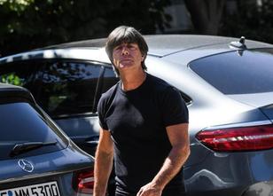 Bundestrainer Joachim Löw hat seine WM-Auszeit beendet und sich mit Teamman... weiterlesen