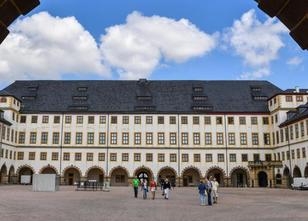 Die Archäologen trauten 2012 und 2013 ihren Augen kaum: Bei Ausgrabungen fü... weiterlesen