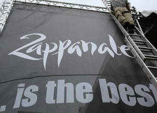 Auf den Bühnen der Zappanale auf der Bad Doberaner Galopprennbahn beginnt a... weiterlesen