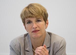 Kulturministerin Martina Münch (SPD) hat sich bestürzt über die Führungskri... weiterlesen
