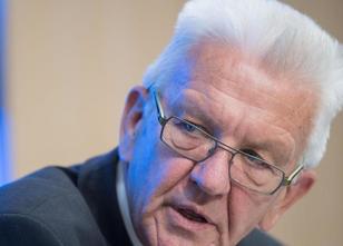 Ministerpräsident Winfried Kretschmann (Grüne) hat die Gründung der Popakad... weiterlesen