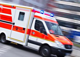 Beim Frontalzusammenstoß eines Autos mit einem Feuerwehrfahrzeug sind fünf ... weiterlesen