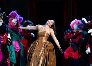 Das Theaterstück weiterlesen