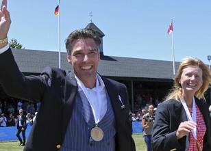 Michael Stich ist eine große Ehre zuteil geworden. Der Wimbledonsieger von ... weiterlesen